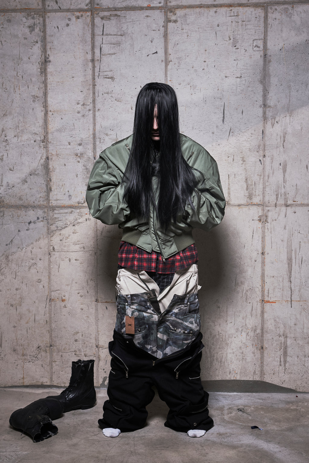 SHELL Bomber Jacket Olive